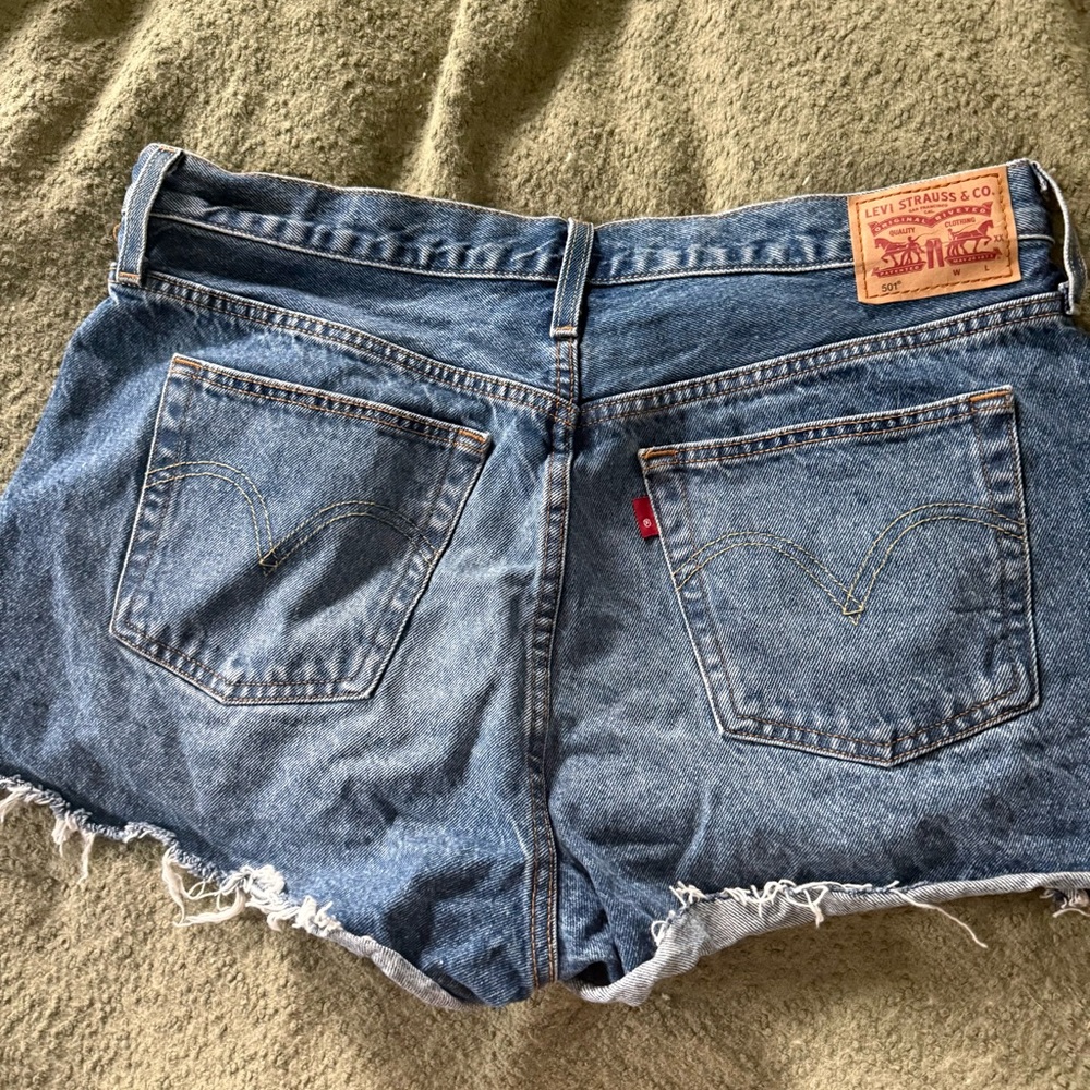 Levi's Women's Medium Blue Denim Cutoff Shorts